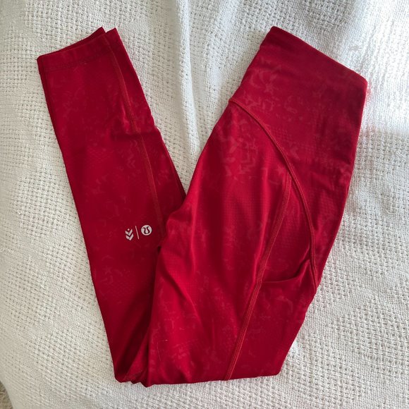 Lululemon Stronger as One Tight 28" - Picture 4 of 4